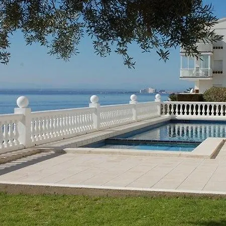 2071 - Mediterraneo A 2-6, Zona Tranquila, Sobre Las Rocas, ¡los Pies En El Agua! Relajante Lugar En El Que Podra Descansar Bronceandose. - Es-258-100 Apartment